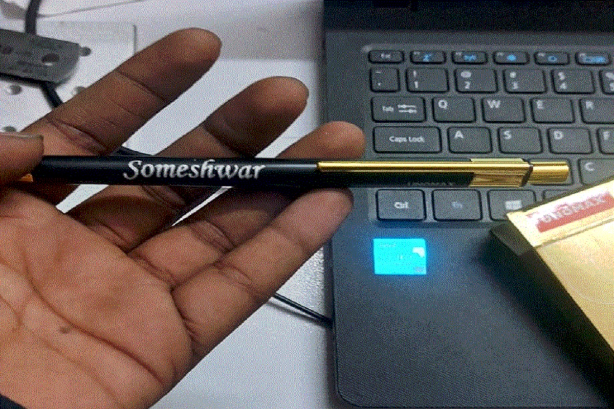 Pen with engraved name
